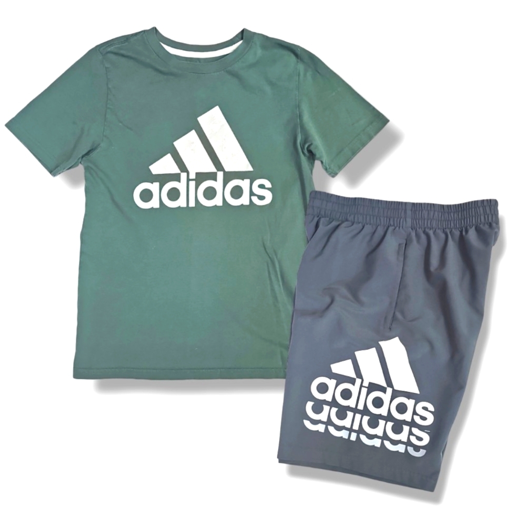 Boys Adidas Athletic Outfit Size Medium